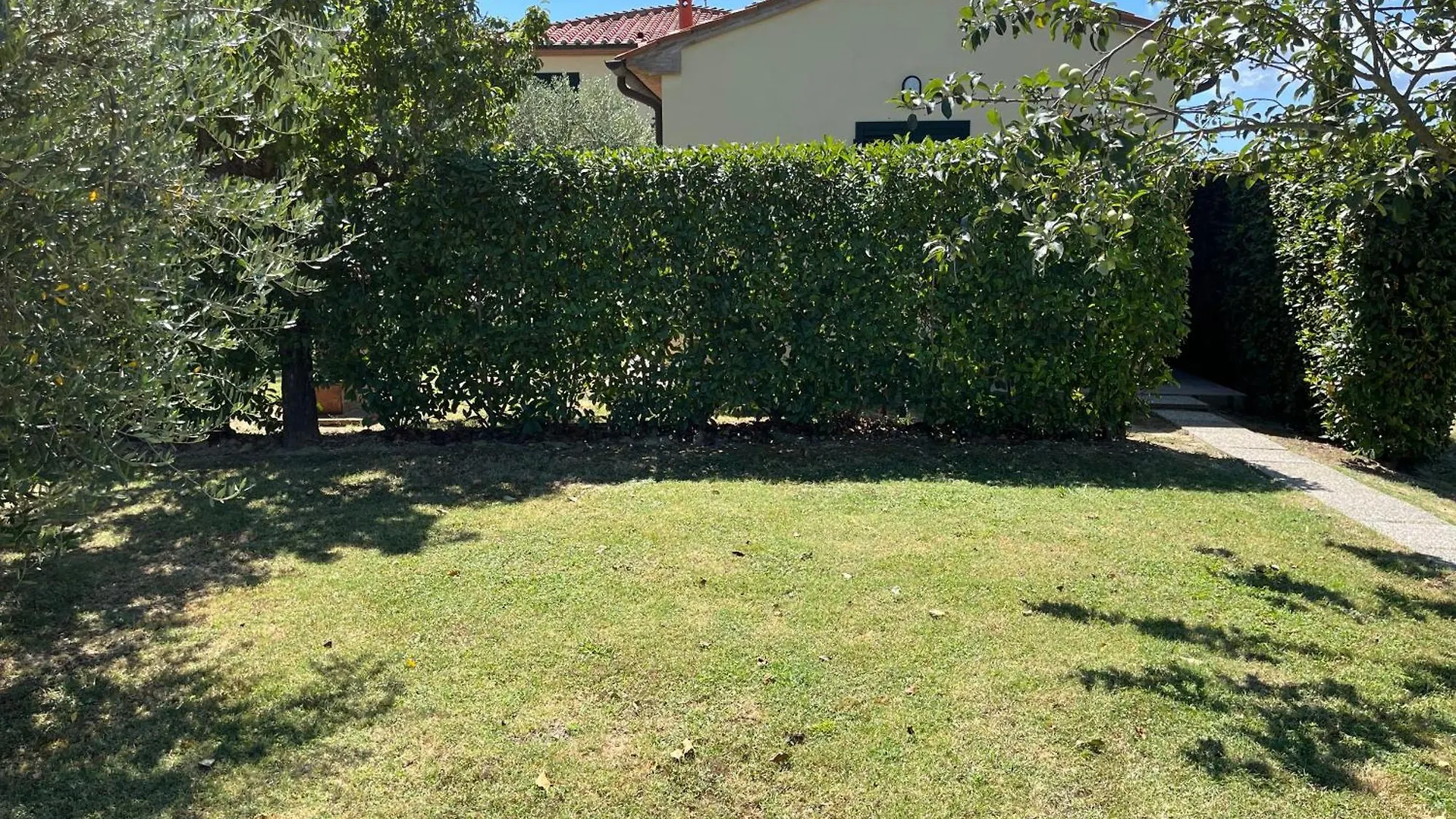 Holiday House La Rosa Terricciola Italia